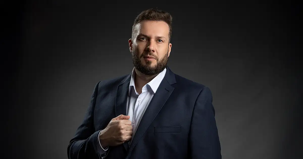 dr. otavio kaufmann jr especialista em implantes